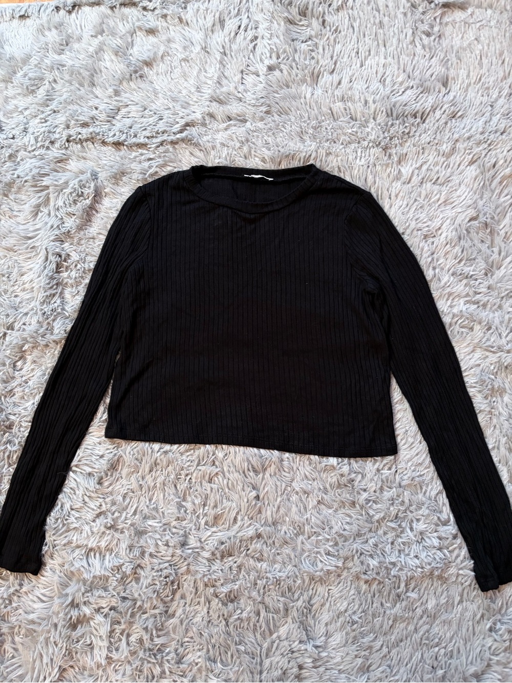 Reformation Black Ribbed Long Sleeve Cropped Top Size M - Picture 2 of 6